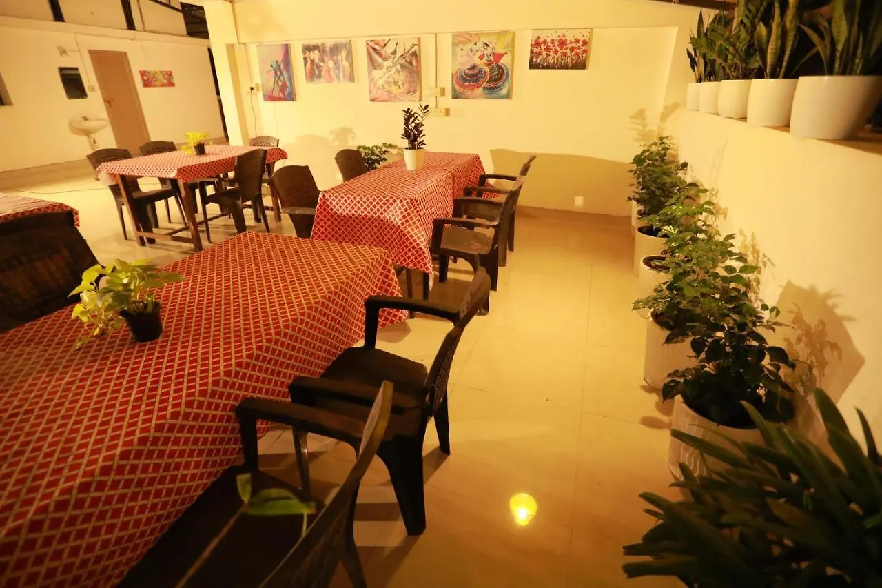 Hotel The Waves Fortkochi
